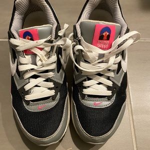 Barely Worn Nike’s!